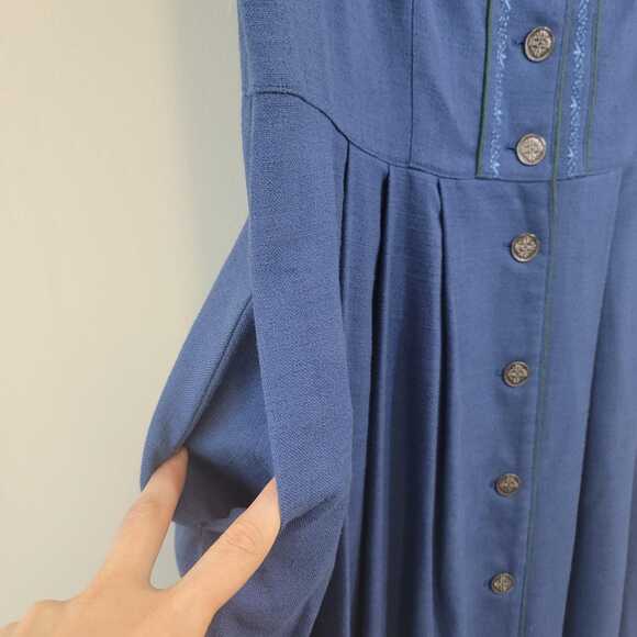 Alphorn Oktoberfest Dress - Picture 5 of 7